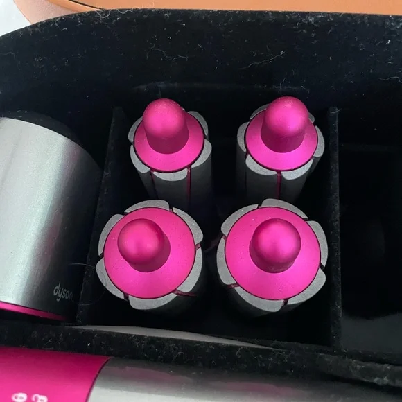 Dyson Airwrap - Picture 7 of 8